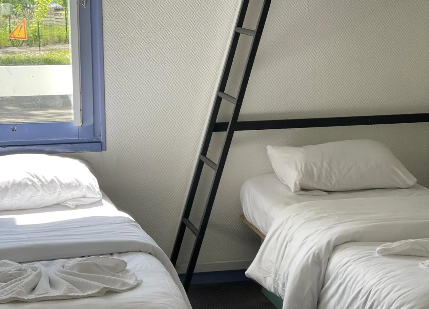 Hotel Gex 0*,