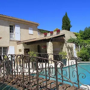Solary 3*, Le Pontet (Vaucluse) Frankrijk